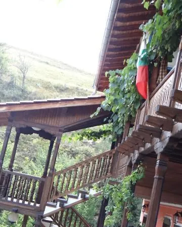 недкова къща Gasthuis 3*