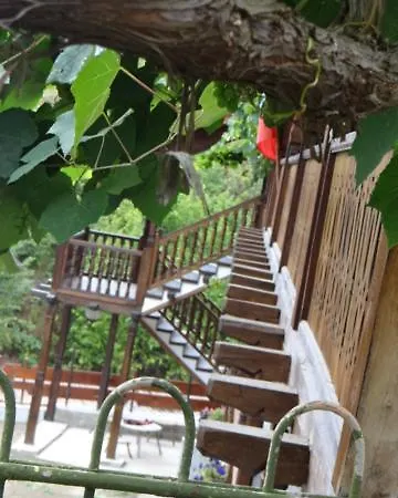 Gasthuis недкова къща 3*