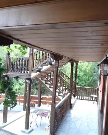 недкова къща Pensión 3*