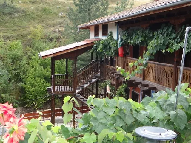 недкова къща Koprivştitsa