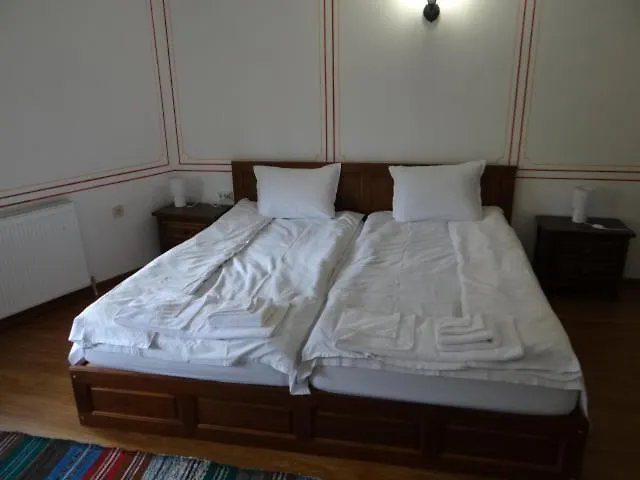 недкова къща 3* Koprivştitsa