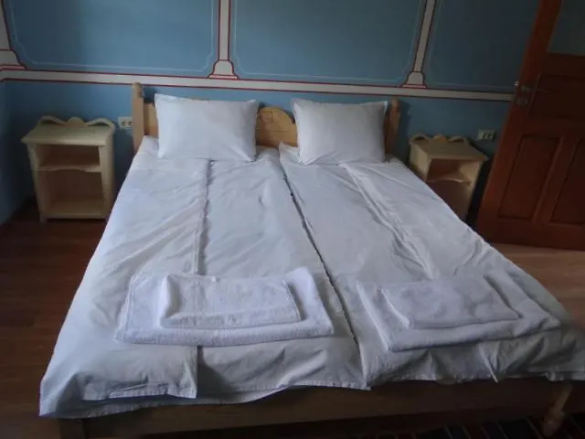 Konukevi недкова къща Koprivştitsa