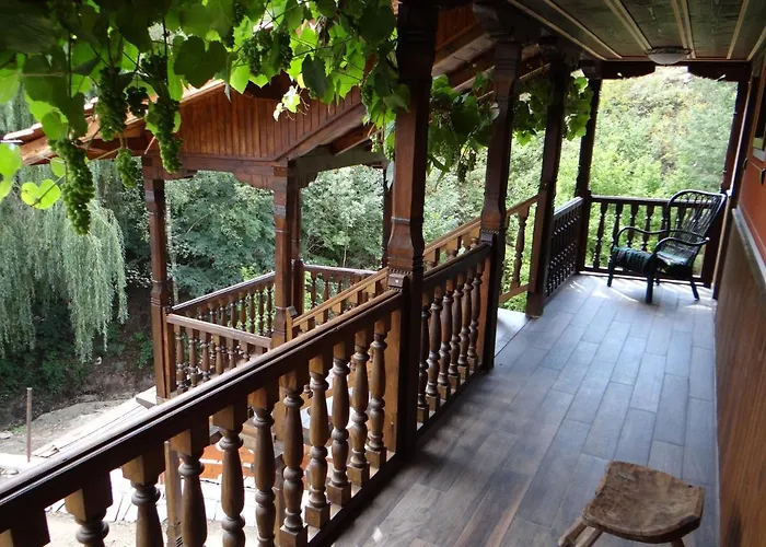 Konukevi недкова къща 3*